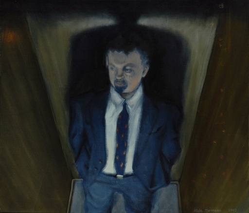 [11650024] Man in lift